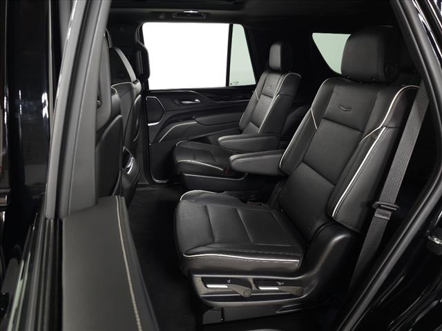 2022 Cadillac Escalade Sport