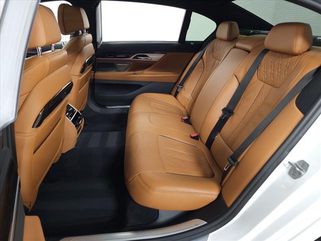 2022 BMW 7 Series 750i xDrive