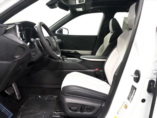 2025 Lexus TX 350 F SPORT Handling