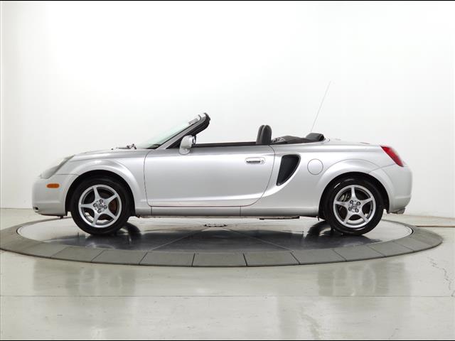 2002 Toyota MR2 Spyder 