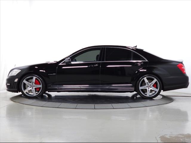 2011 Mercedes-Benz S-Class S 63 AMG
