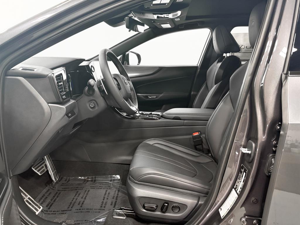 2026 Lexus NX F SPORT Handling photo 4