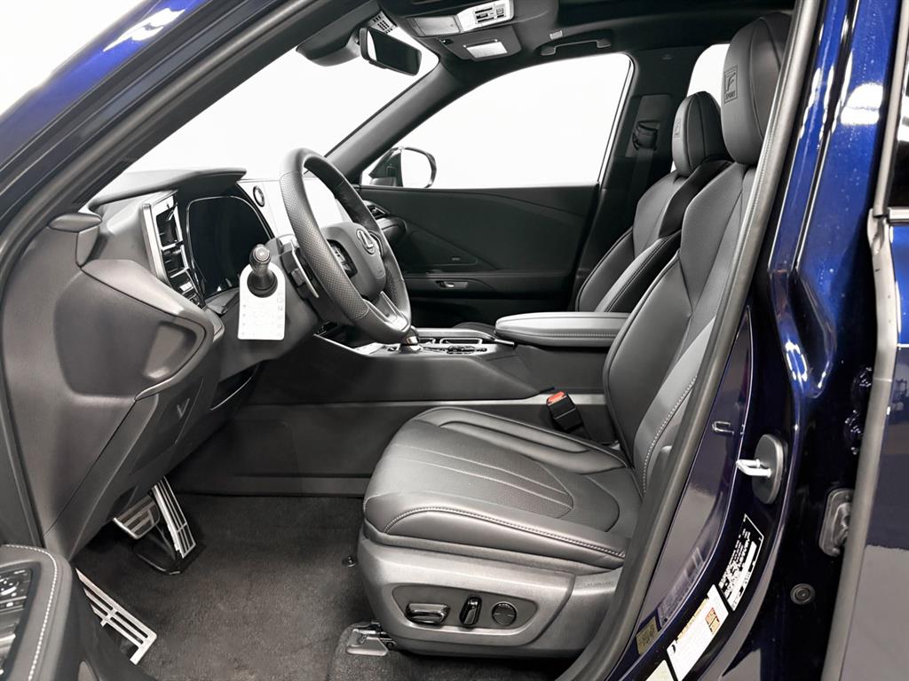 2025 Lexus TX 350 F SPORT photo 4