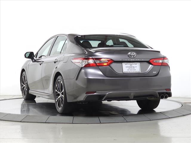 2018 Toyota Camry SE