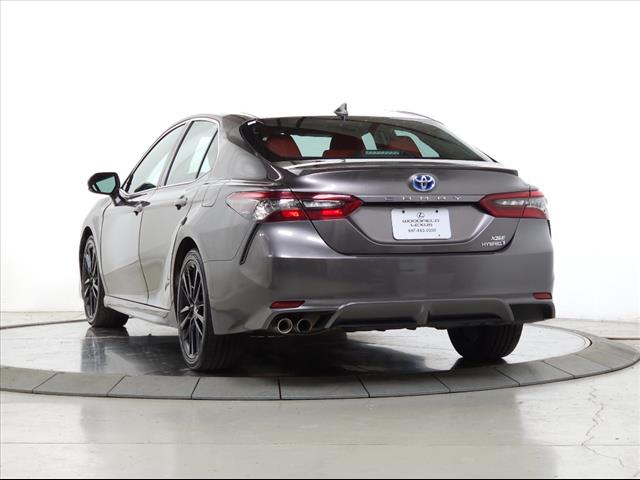 2022 Toyota Camry Hybrid XSE
