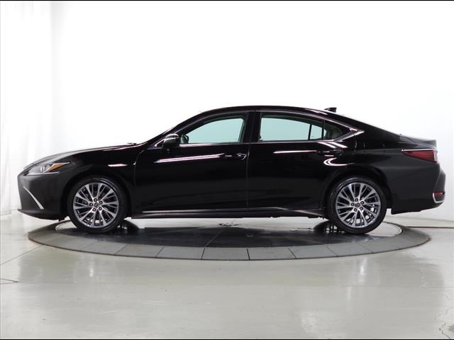 2021 Lexus ES 250