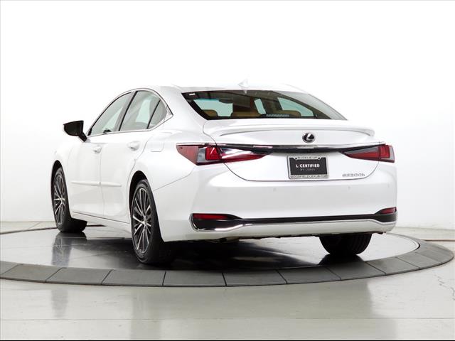 2023 Lexus ES 300h PREMIUM