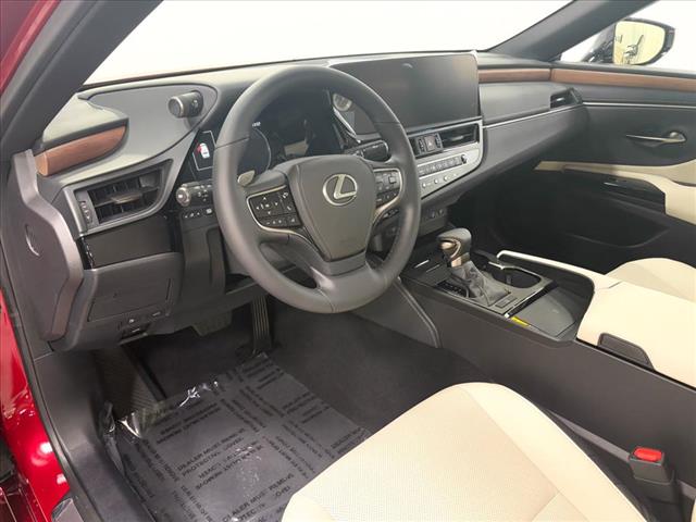 2025 Lexus ES 350