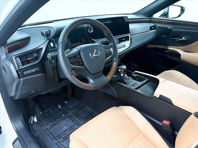 2025 Lexus ES 350 Ultra Luxury