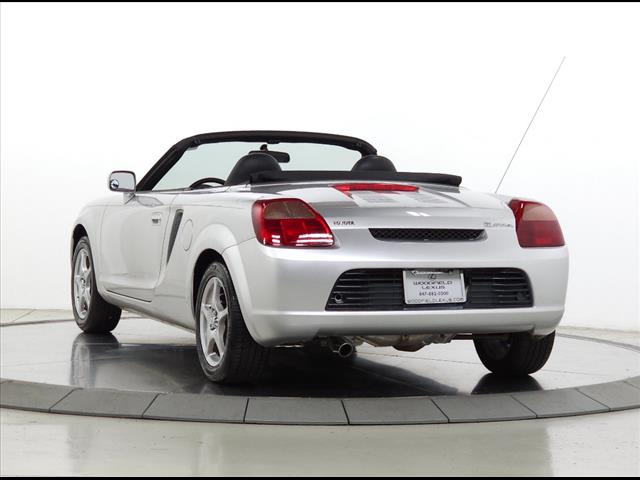 2002 Toyota MR2 Spyder 