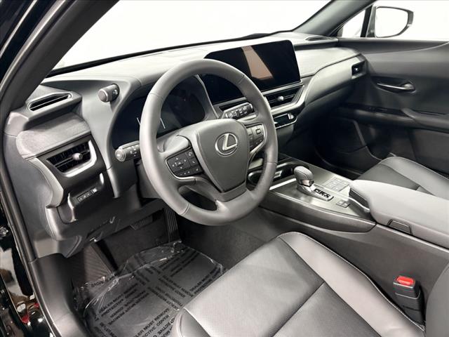 2025 Lexus UX 300h Premium