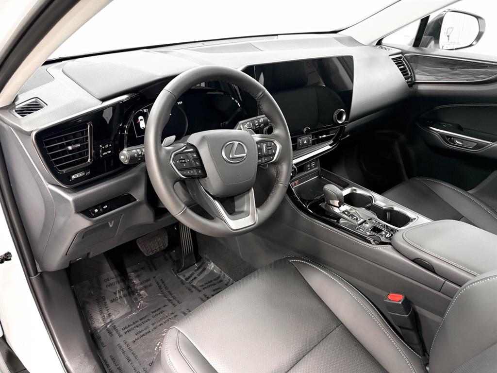 2026 Lexus NX 350 Premium AWD photo 4