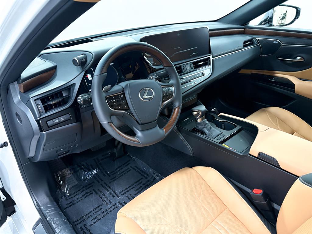 2025 Lexus ES 350 Ultra Luxury photo 5