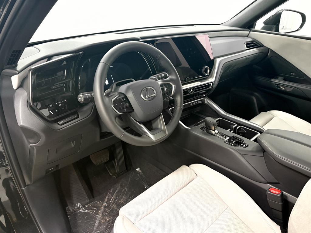 2025 Lexus TX 350 Luxury photo 3