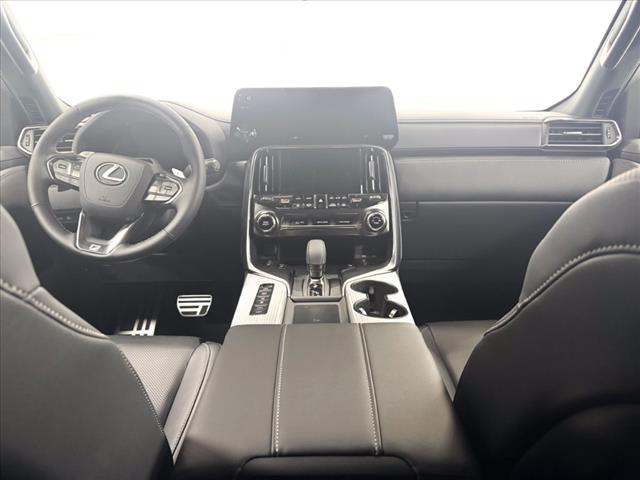 2025 Lexus LX 700h F SPORT Handling