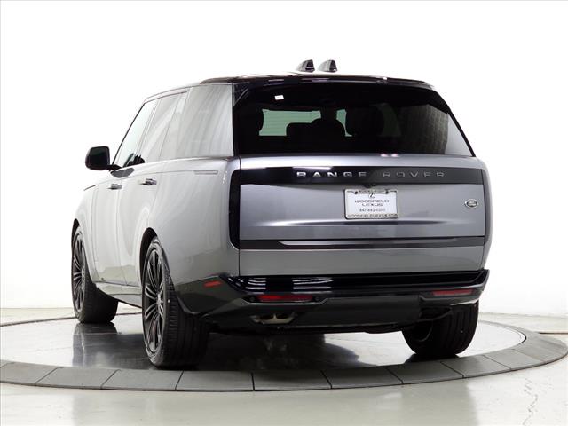 2023 Land Rover Range Rover P530 SE