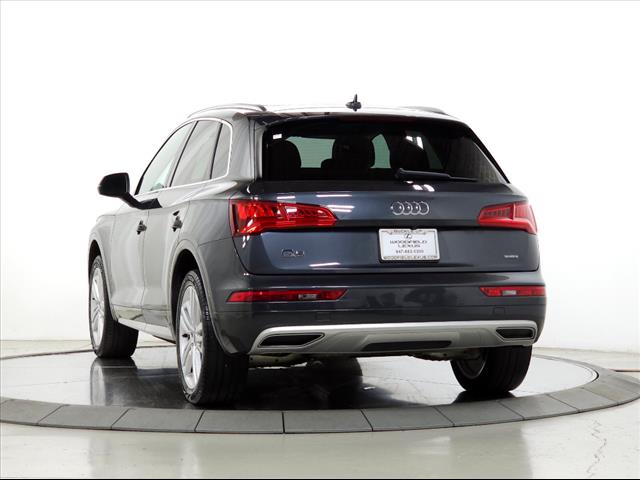 2020 Audi Q5 quattro Premium Plus 45 TFSI