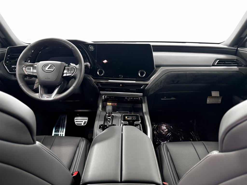 2025 Lexus TX 500h F SPORT Performance Premium photo 5