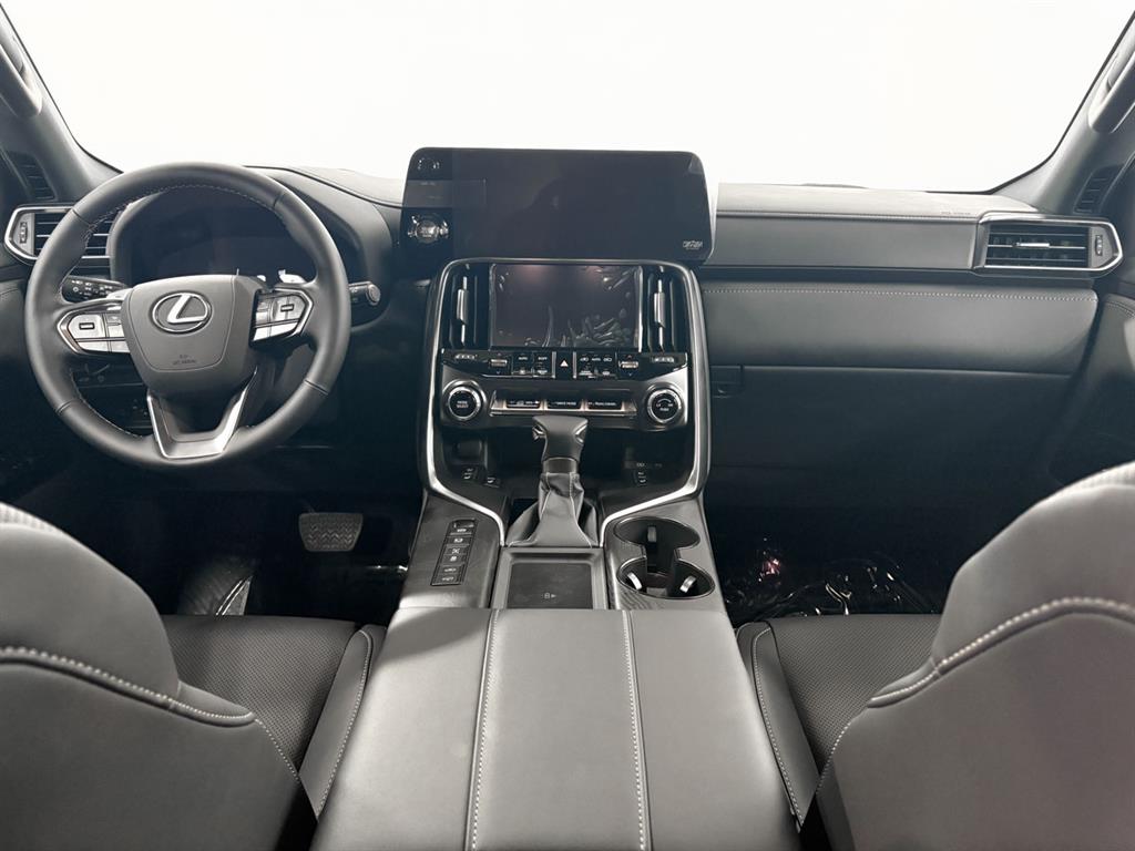 2025 Lexus LX Premium photo 3