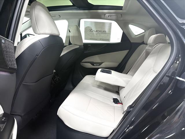 2025 Lexus NX 350h Luxury