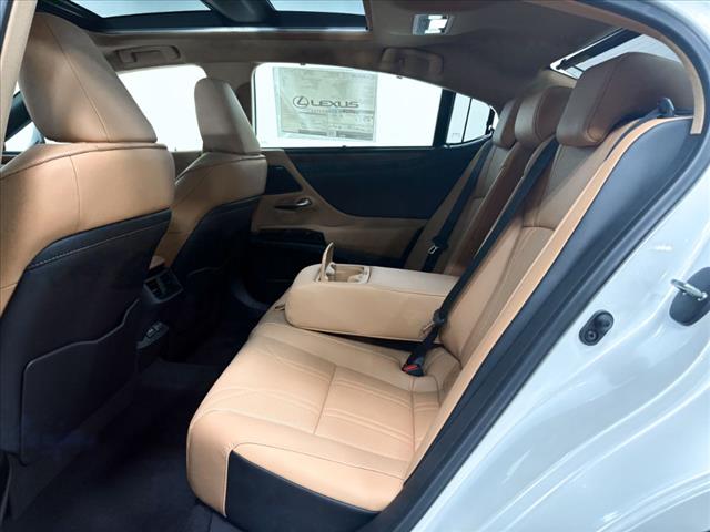 2025 Lexus ES 350 Ultra Luxury