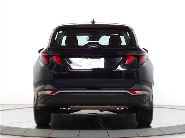 2023 Hyundai TUCSON SE