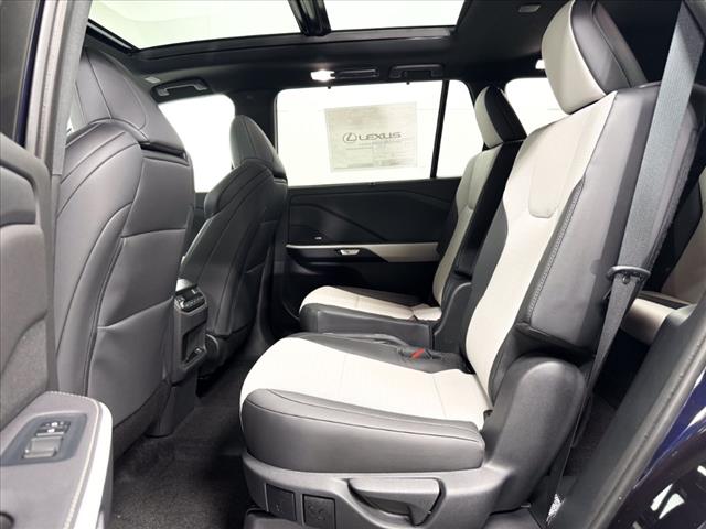 2025 Lexus TX 350 F SPORT Handling
