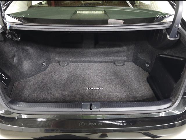 2016 Lexus ES 300h 
