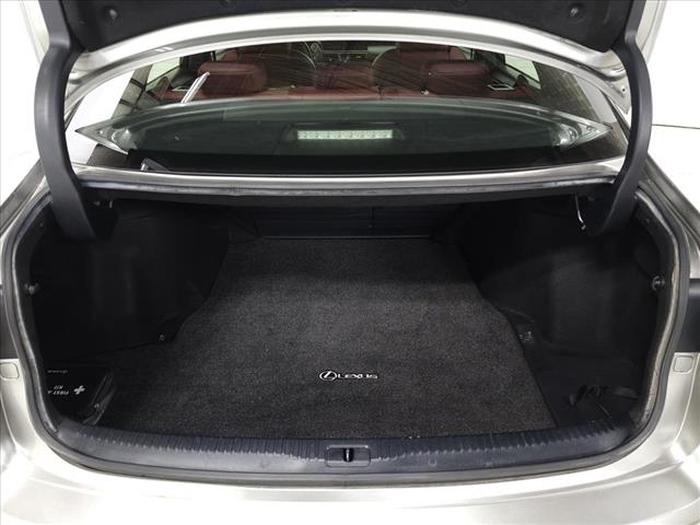2019 Lexus IS 300