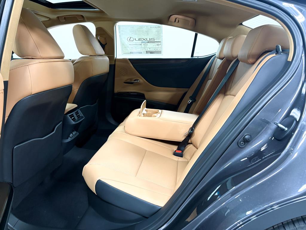 2025 Lexus ES Premium photo 7