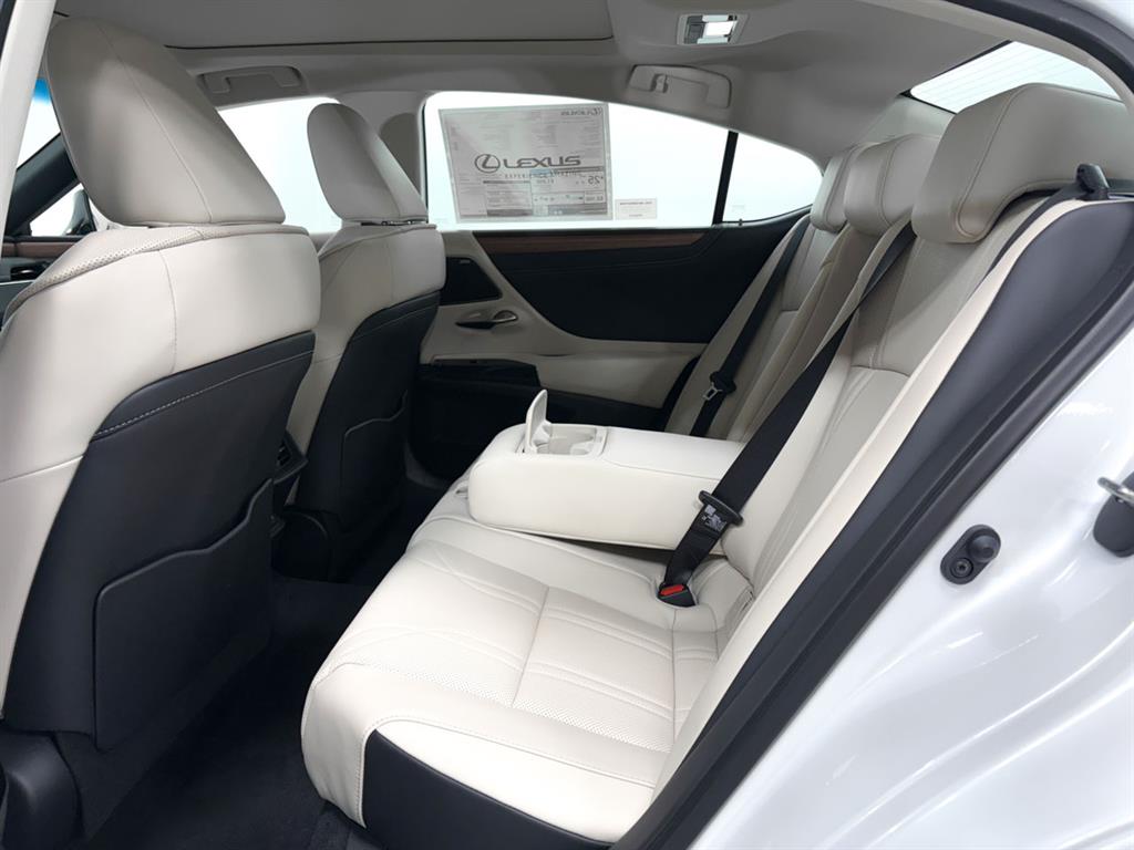 2025 Lexus ES 350 Luxury photo 7