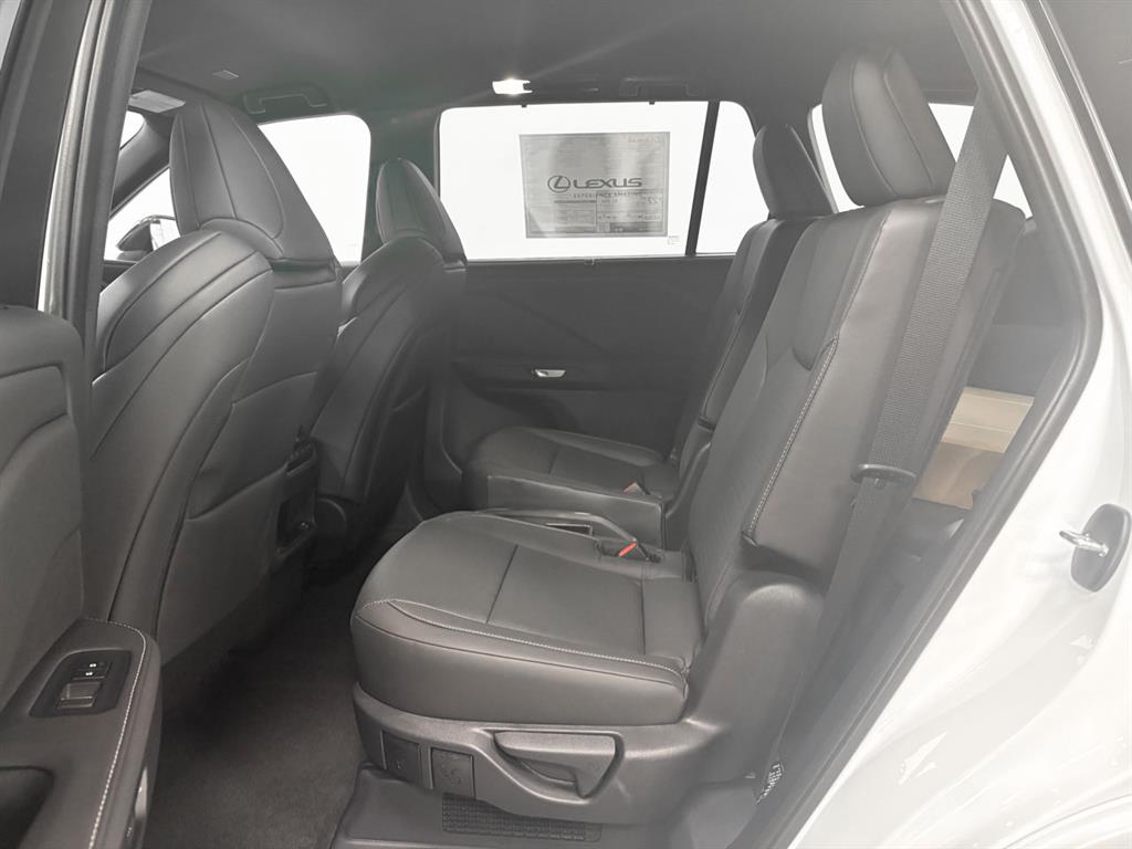 2025 Lexus TX 500h F SPORT Performance Premium photo 6