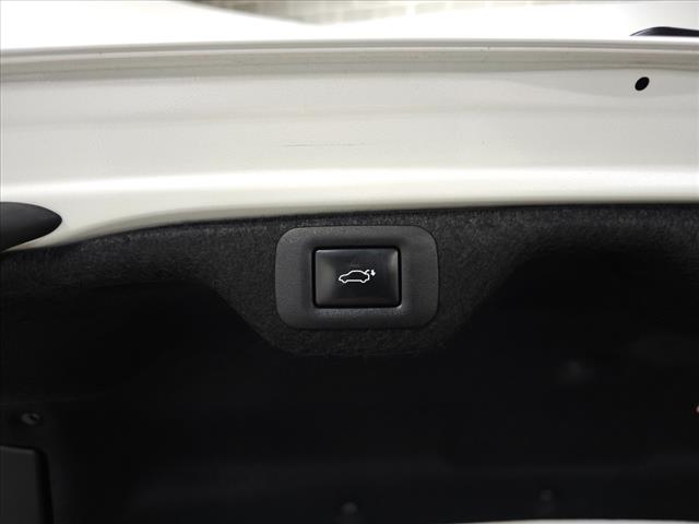 2023 Lexus ES 300h PREMIUM