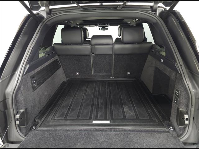 2022 Land Rover Range Rover P525 HSE Westminster Edition