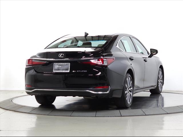 2021 Lexus ES 250