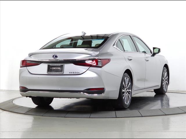2021 Lexus ES 300h