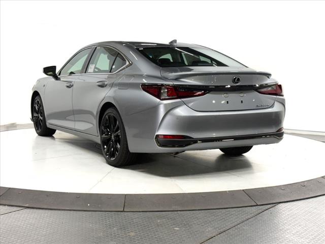 2025 Lexus ES 300h F SPORT Design