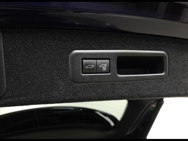 2022 Lexus RX 450hL Luxury