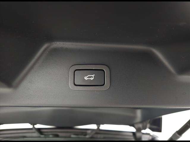 2022 Land Rover Range Rover P525 HSE Westminster Edition