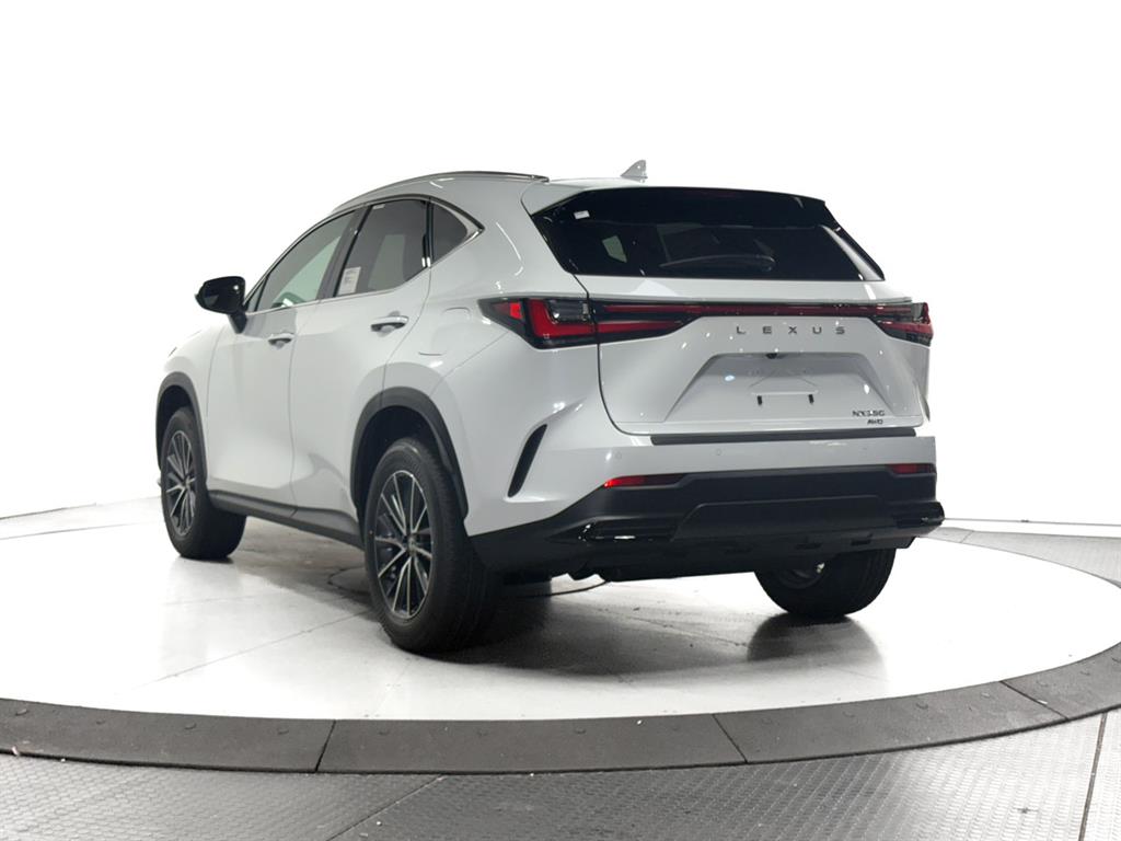 2026 Lexus NX 350 photo 7