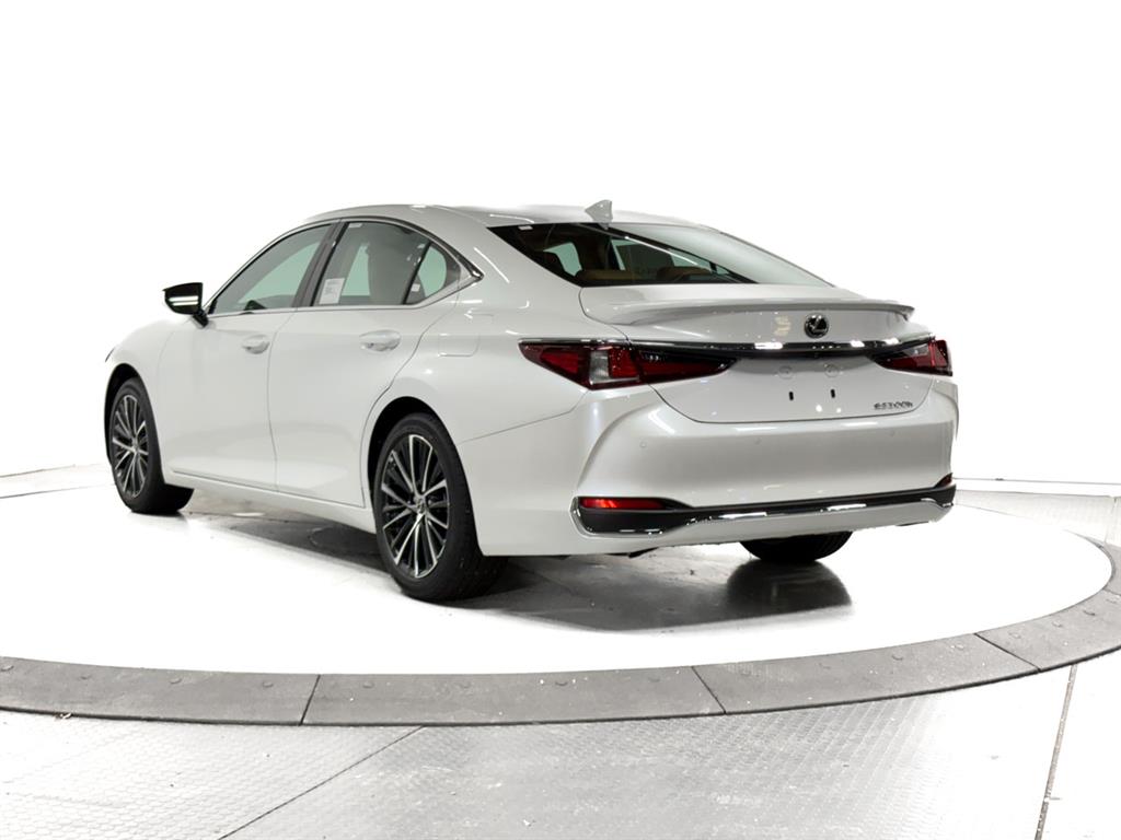 2025 Lexus ES Premium photo 9