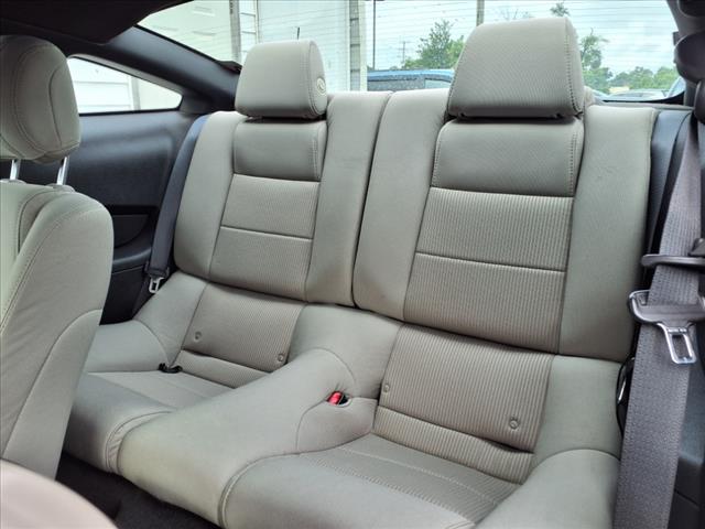 2012 Ford Mustang V6