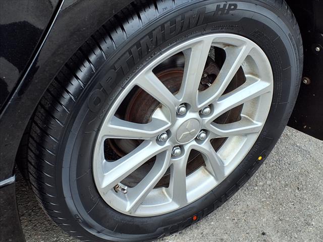 2016 Mitsubishi Lancer ES