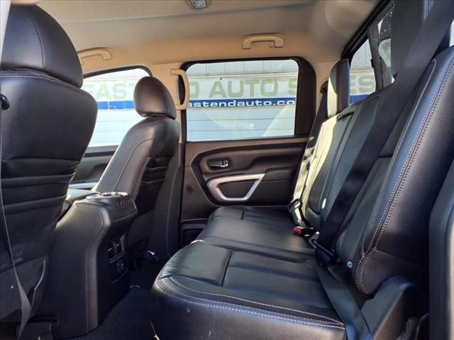 2017 Nissan Titan SL