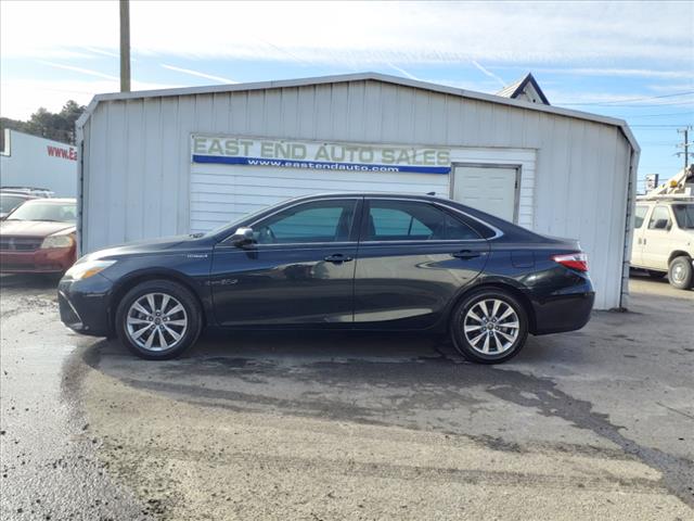 2016 Toyota Camry Hybrid XLE