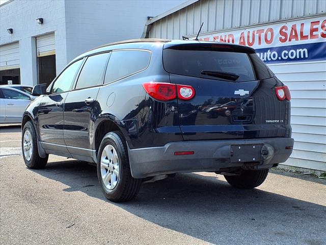 2011 Chevrolet Traverse LS