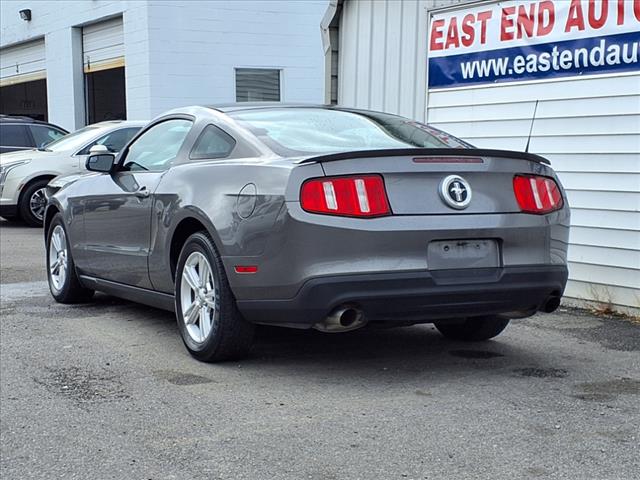 2012 Ford Mustang V6