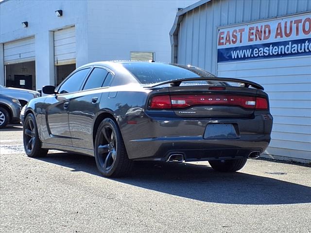 2013 Dodge Charger SE