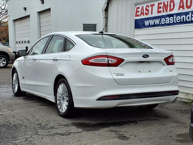 2014 Ford Fusion Energi SE