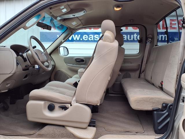 2002 Ford F-150 XL